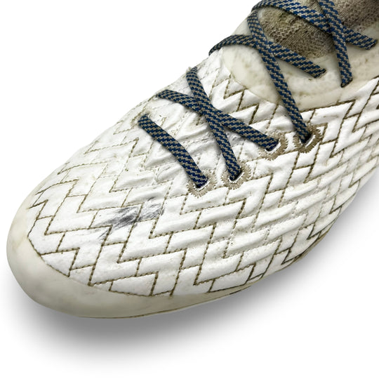 Trent Alexander-Arnold Match Worn, Photo-Matched Under Armour Clone Magnetico Pro - 2021/22