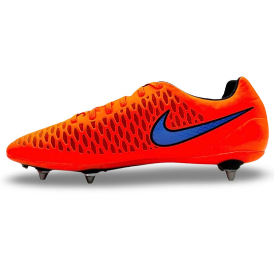 约翰&middot;特里比赛穿耐克Magista Opus冠军2014/15