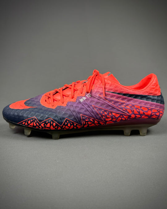 Wayne Rooney | Player-Worn Boots | 2016/17 | Final Career Manchester United Season