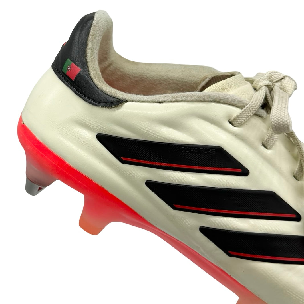 Bernardo Silva | Match-Worn Boots | Photo-Matched | 2023/24 4-In-A-Row Season | 4 Goals | 1 Assist