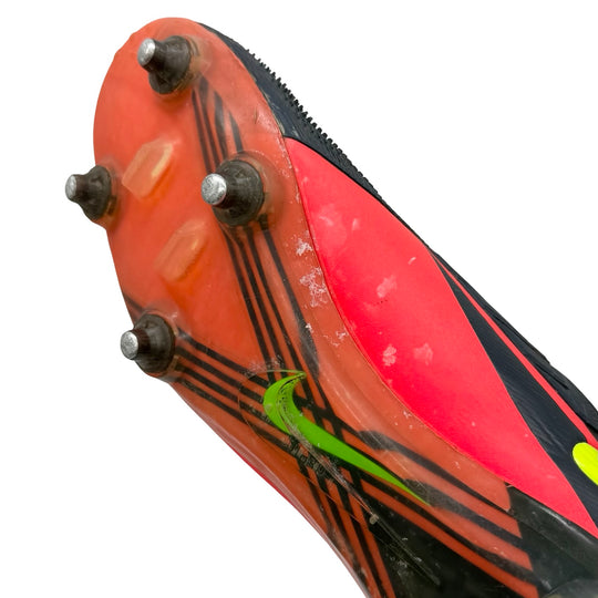 Paul Scholes | Match Worn | Photo-Matched | 2012/13 | 1 Assist | Nike T90 Laser IV