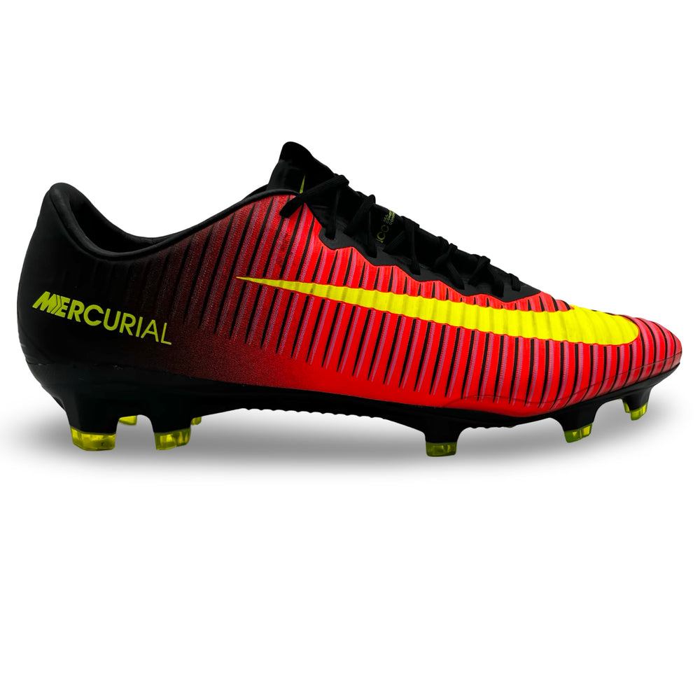 Douglas Costa Partido Nike Mercurial Vapor XI