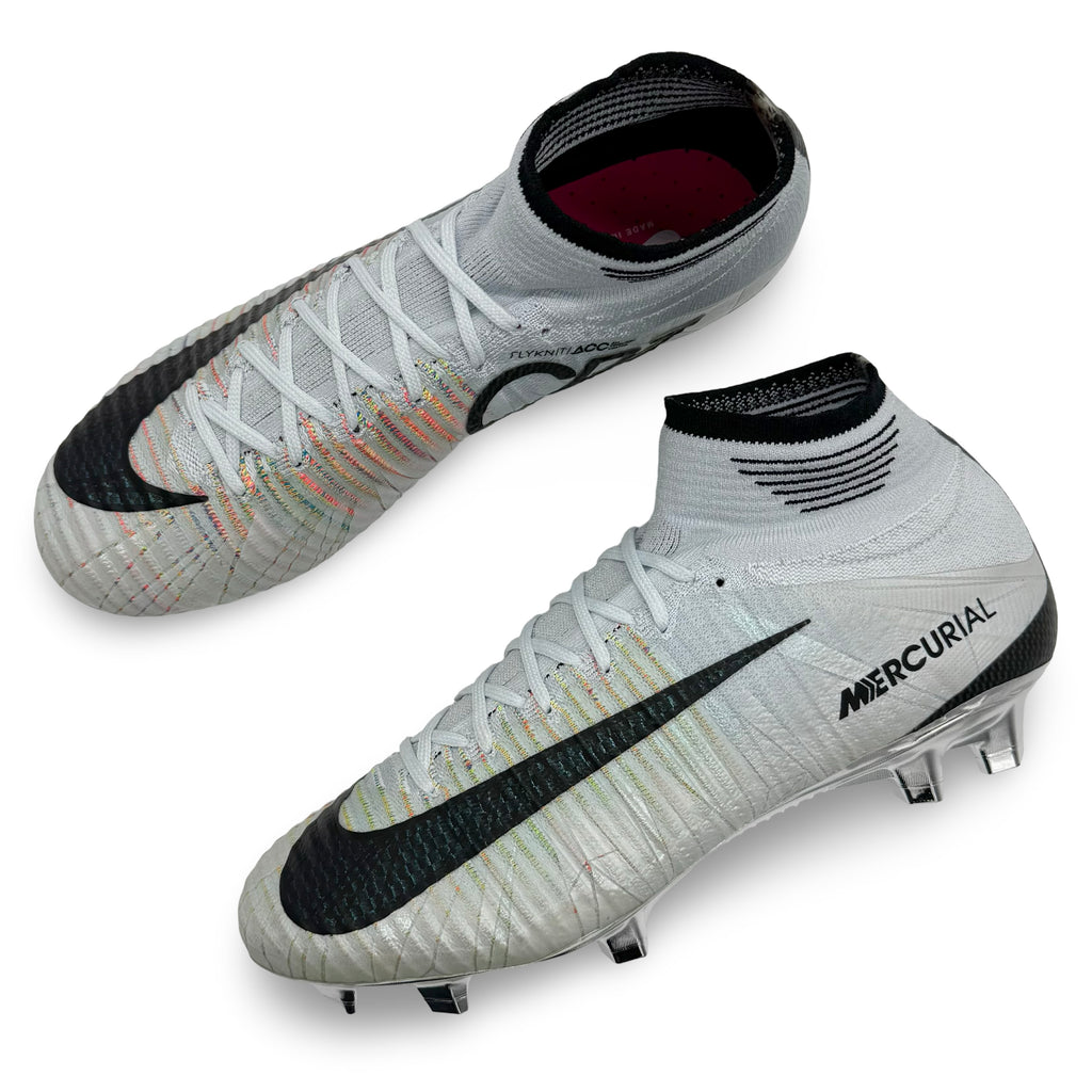 Cristiano Ronaldo Match Issued Nike Mercurial Superfly V CR7
