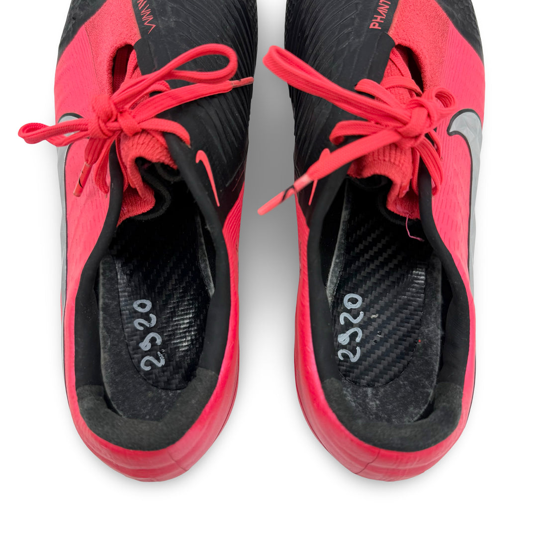 John Stones | Match Worn | 2019/20 | Carabao Cup Semi-Finals | Nike Phantom VNM Elite