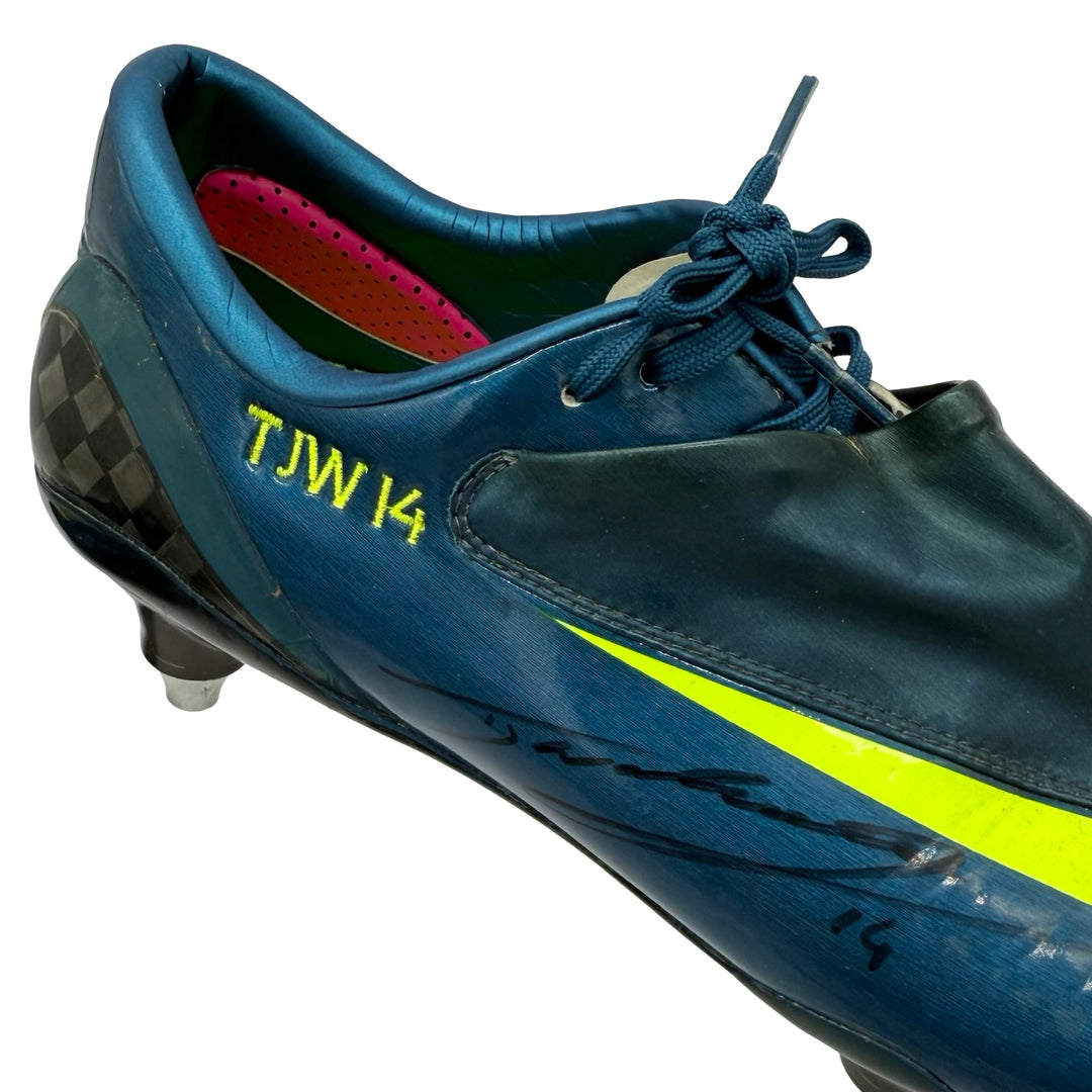Theo Walcott Match Worn, 2 Goals Scored, Photo-Matched, Dual Signed Nike Mercurial Vapor IV SL - 2008/09