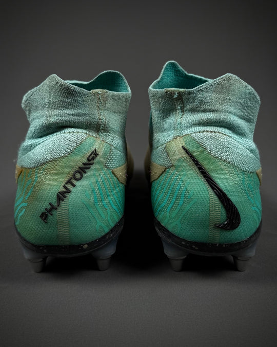 Nathan Aké | Match-Worn Boots | 2023/24 | FIFA Club World Cup Final | 4 Clean Sheets | 1 Goal | 2 Assists