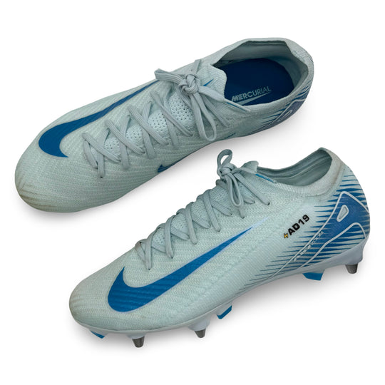 Alphonso Davies | Match-Worn Boots | 2024/25 | Bayern Munich