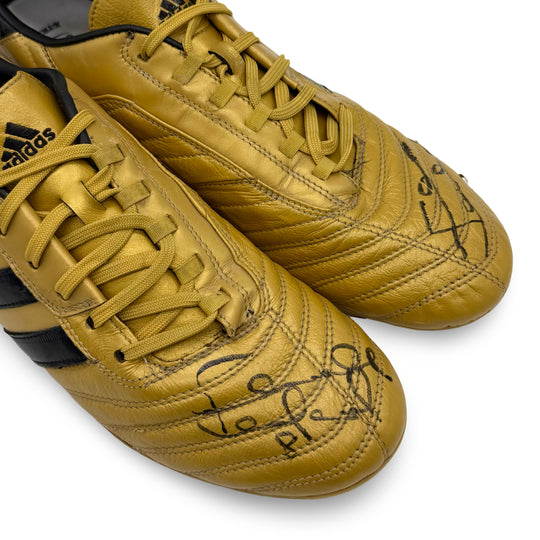 Frank Lampard | Match-Worn | Dual Hand-Signed | Photo-Matched | 2009/10 Double-Winning Season | 3 Goals | 2 Assists | Adidas AdiPure III