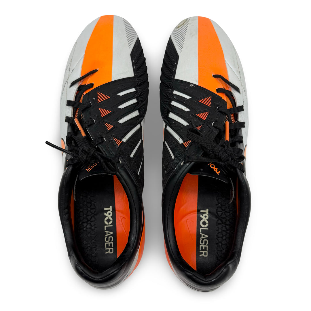 Wayne Rooney Match Worn, 1 Goal Scored, Photo-Matched Nike T90 Laser IV - 2011/12