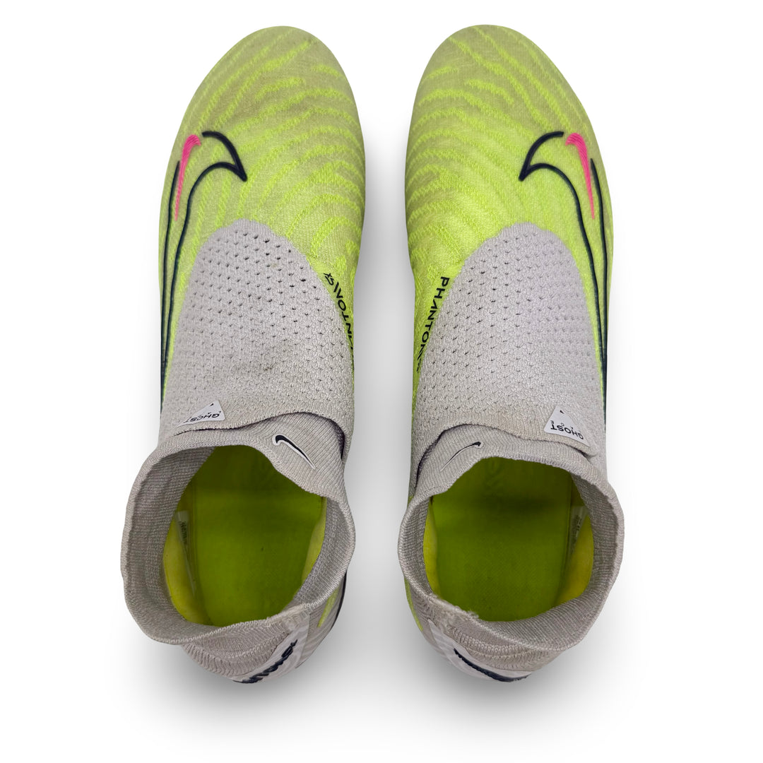Nathan Aké Match Worn, 1 Goal Scored, Photo-Matched Nike Phantom GX Elite - 2022/23 Treble Season