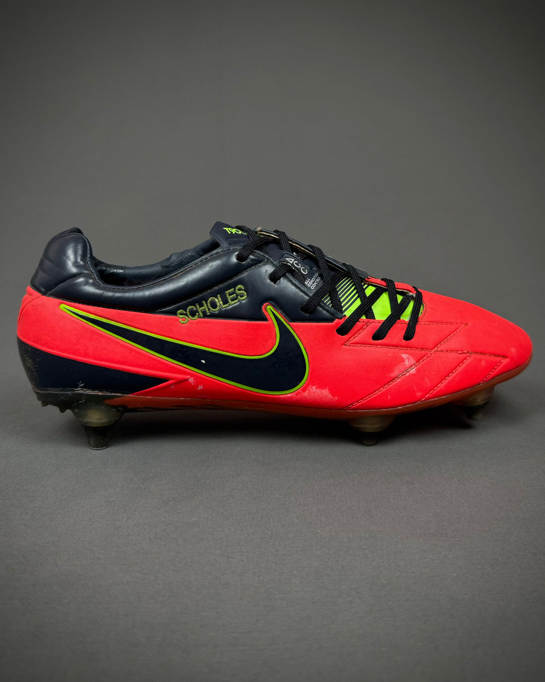 Paul Scholes | Match-Worn Boots | 2012/13 | Manchester United | Final Career Season