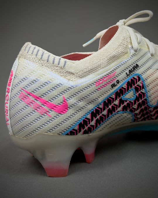 Robert Lewandowski | Match-Worn Boots | 2022/23 | 4 Goals | 1 Assist | Barcelona Debut Season