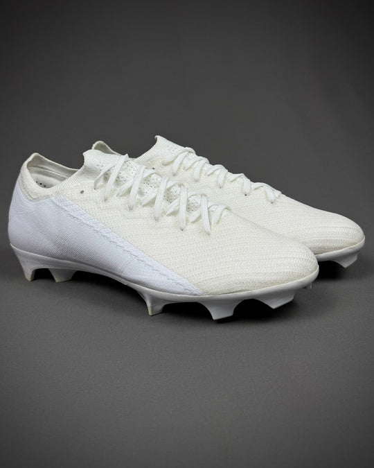 Bruno Fernandes | Player-Worn Boots | 2023/24 | 1-of-1 Prototype | Manchester United & Portugal