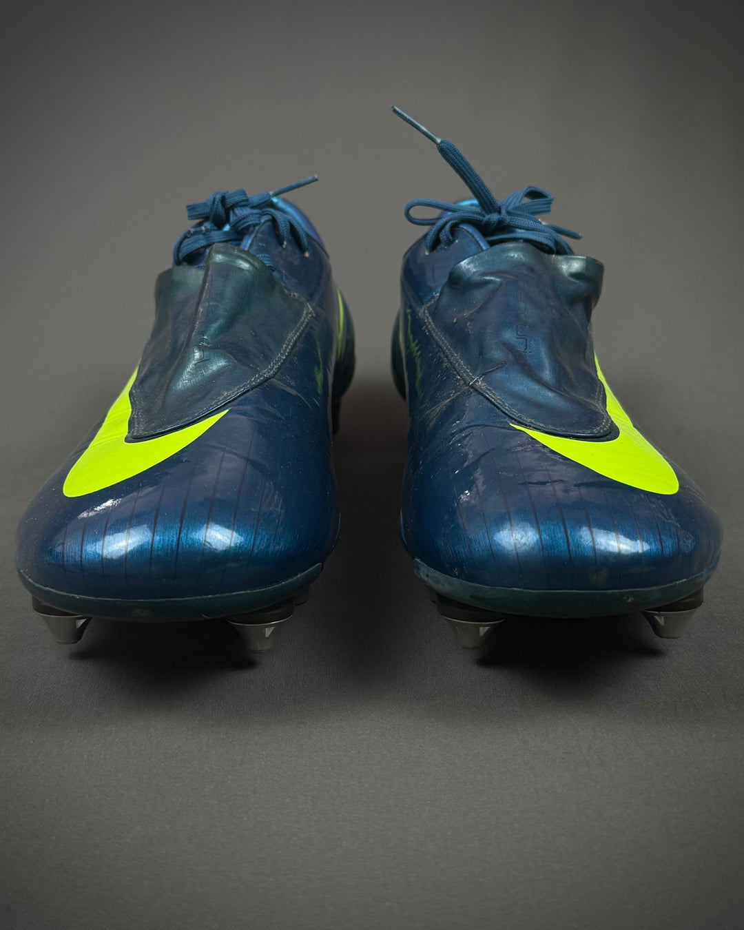Theo Walcott | Match-Worn Boots | 2008/09 | 2 Goals | Arsenal