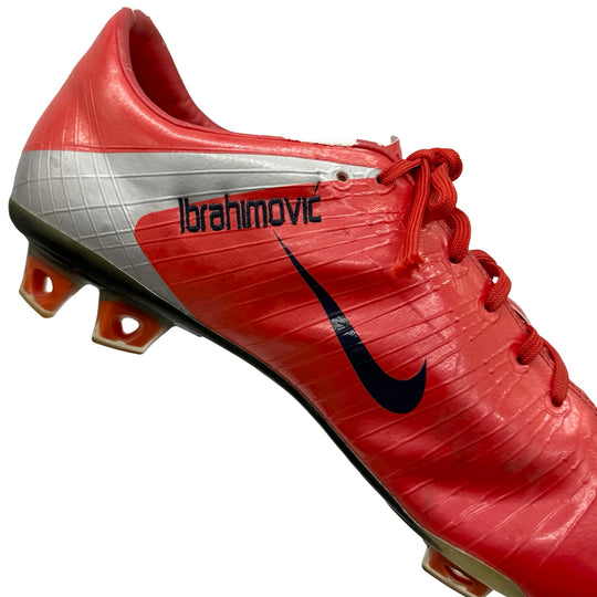 Zlatan Ibrahimović Match Worn, 4 Goals Scored, Nike Mercurial Vapor Superfly I - 2008/09