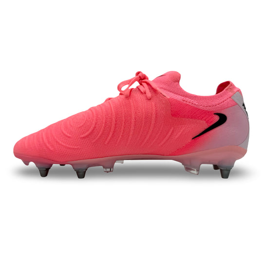 Phil Foden recibe las Nike Phantom GX II Elite de la Eurocopa 2024