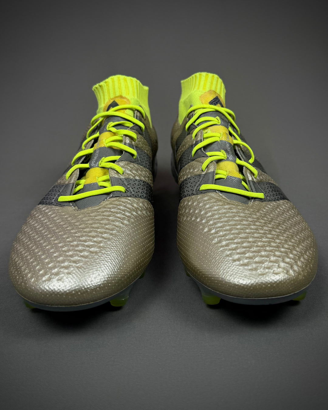 Steven Gerrard | Player-Worn Boots | 2016/17 | Final Career Season | LA Galaxy