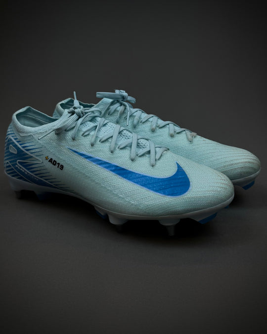 Alphonso Davies | Match-Worn Boots | 2024/25 | Bayern Munich