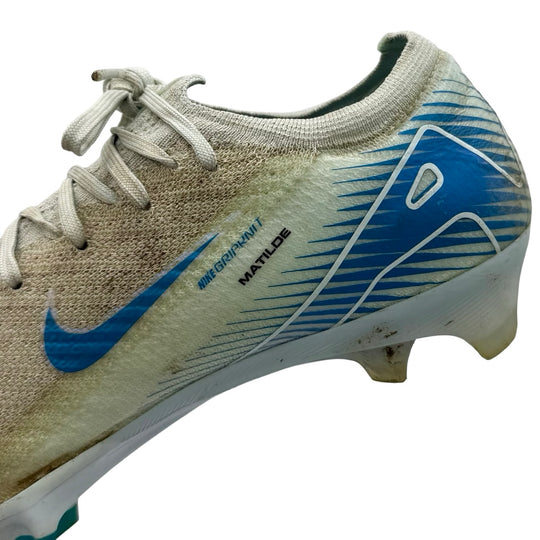 Bruno Fernandes | Match-Worn Boots | Photo-Matched | 2024/25 | 2 Assists | Manchester United & Portugal