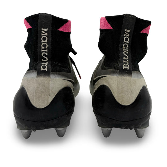 Leonardo Bonucci Match Worn Nike Magista Obra - 2015/16