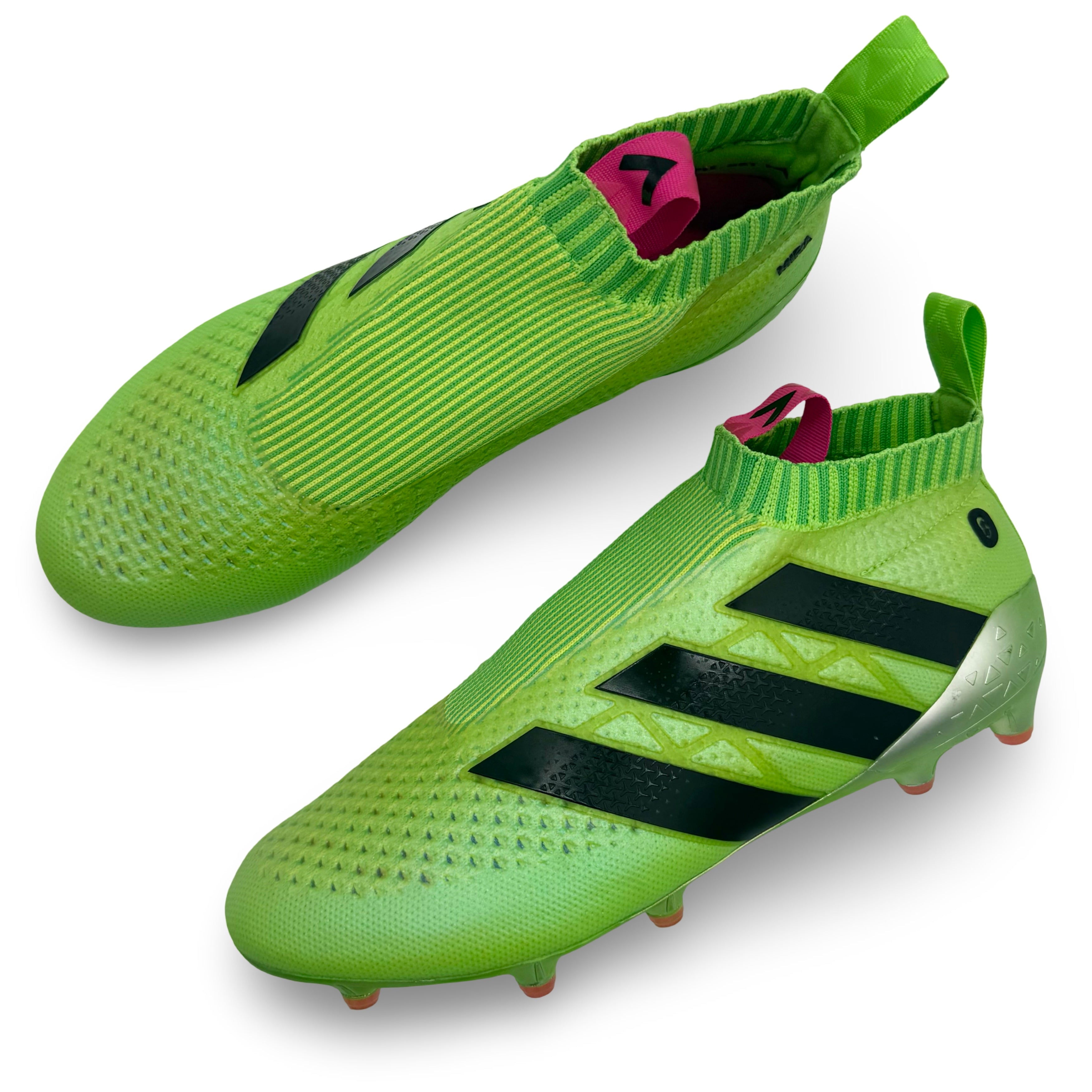 Mesut Özil | Match-Worn Boots | Photo-Matched | 2015/16 | Arsenal