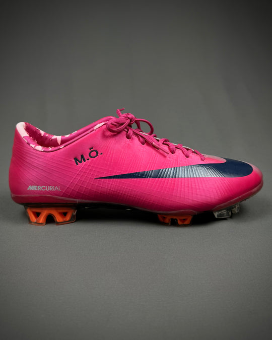 Mesut Özil | Match-Worn Boots | 2010/11 | Real Madrid