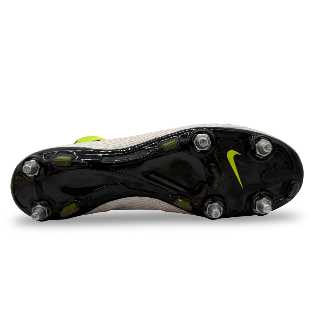 Kyle Walker | Match-Worn | Photo-Matched | 2015/16 | 2 Clean Sheets | 1 Assist | Nike Mercurial Superfly IV