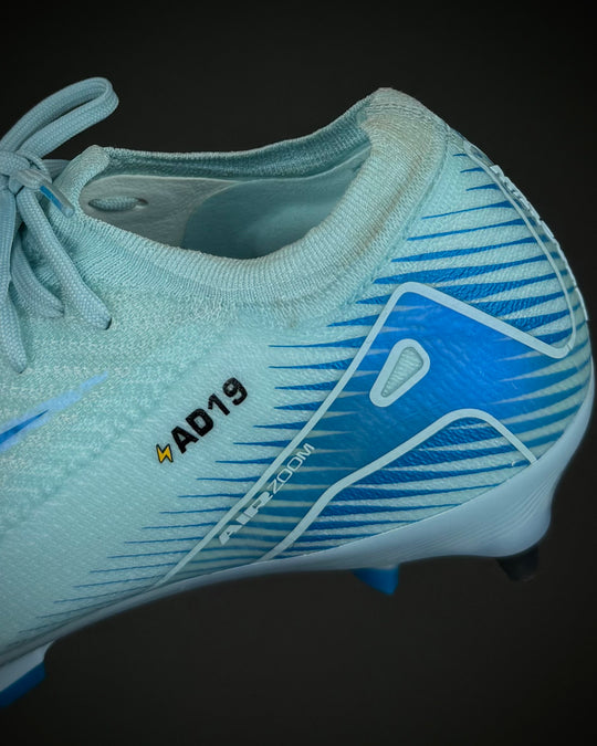 Alphonso Davies | Match-Worn Boots | 2024/25 | Bayern Munich