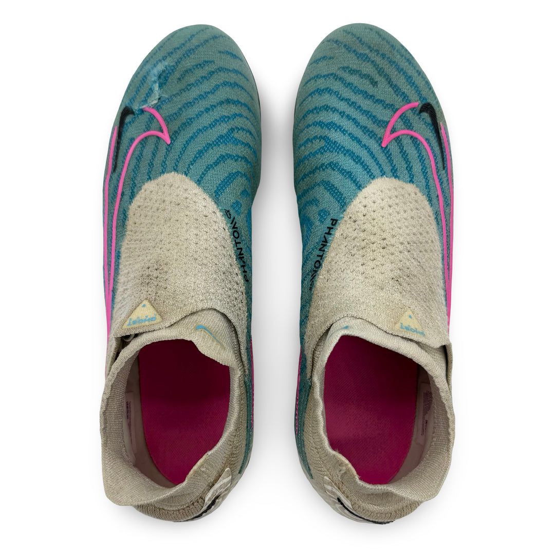 Lucas Paquetá Match Worn, 1 Goal Scored, Photo-Matched Nike Phantom GX Elite - 2022/23