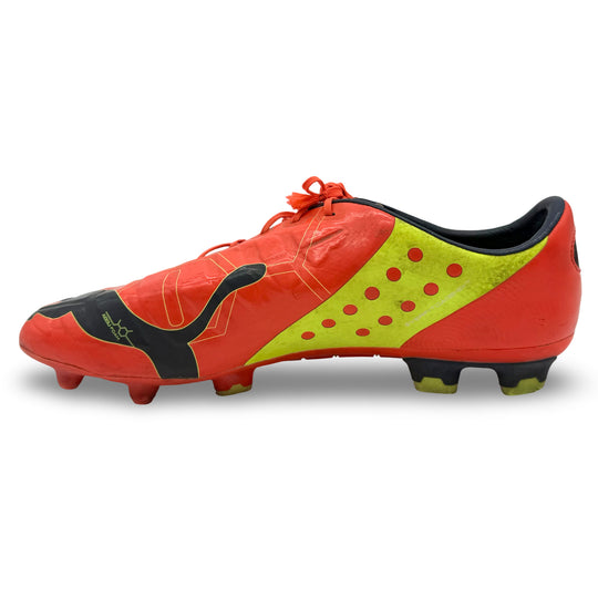 Nemanja Matić | Player-Worn Boots | 2013/14 | Chelsea
