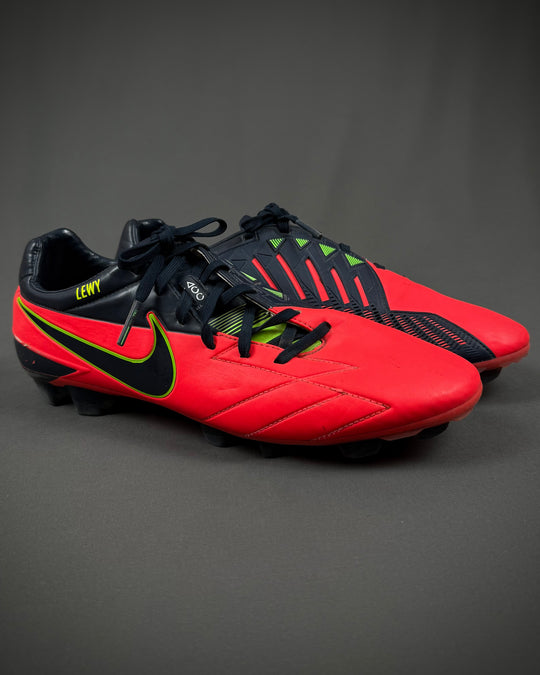 Robert Lewandowski | Player-Worn Boots | 2012/13 | Bayern Munich