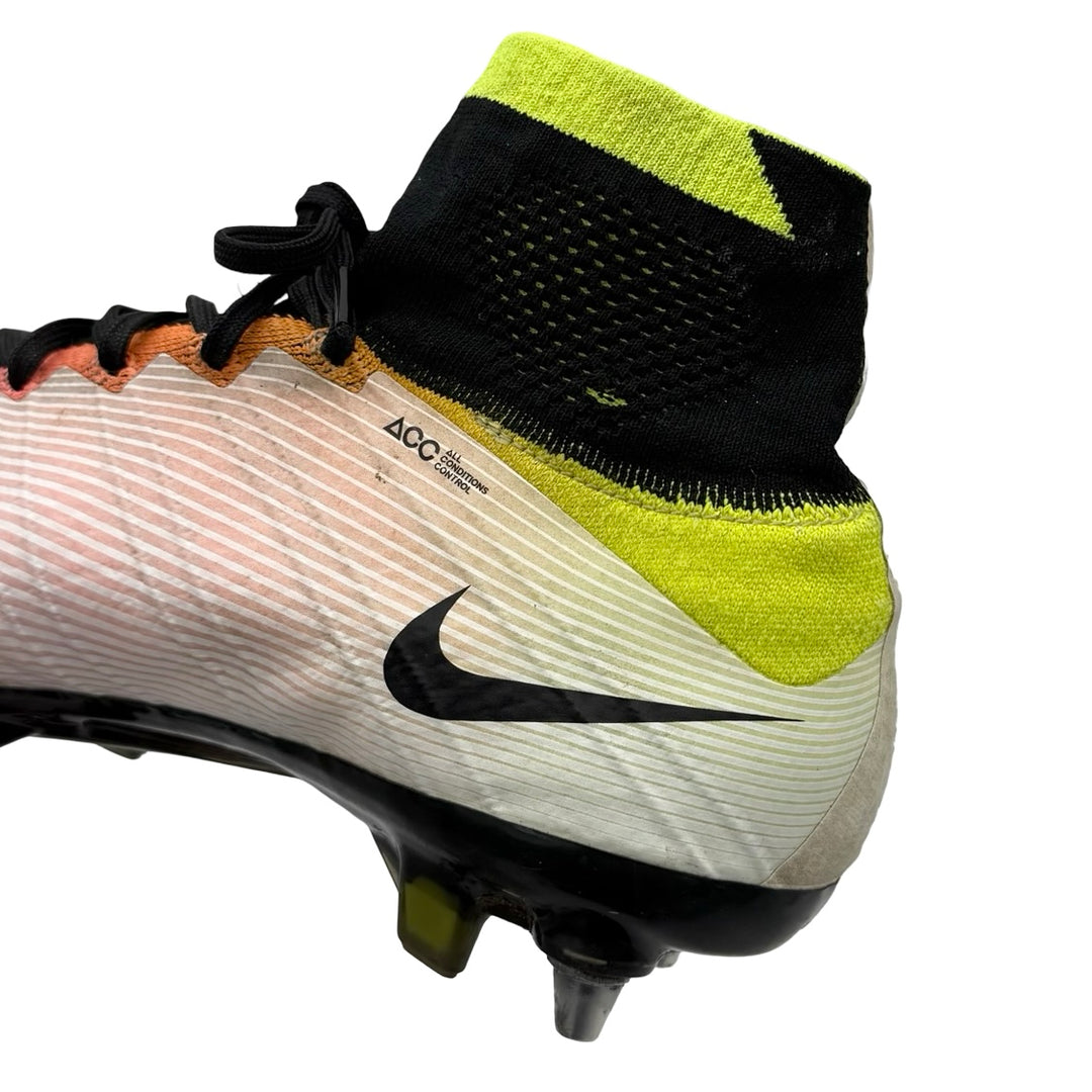 Kyle Walker | Match-Worn | Photo-Matched | 2015/16 | 2 Clean Sheets | 1 Assist | Nike Mercurial Superfly IV