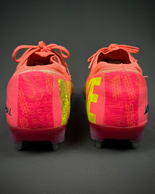 Jérémy Doku | Match-Worn Boots | 2024/25 | 2 Goals | 1 Assist | Manchester City
