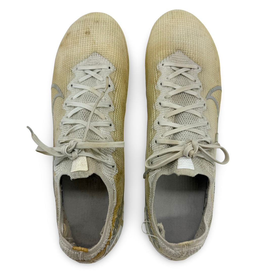 Tammy Abraham Match Worn, 2 Goals & 2 Assists Nike Mercurial Vapor 13 Elite - 2019/20