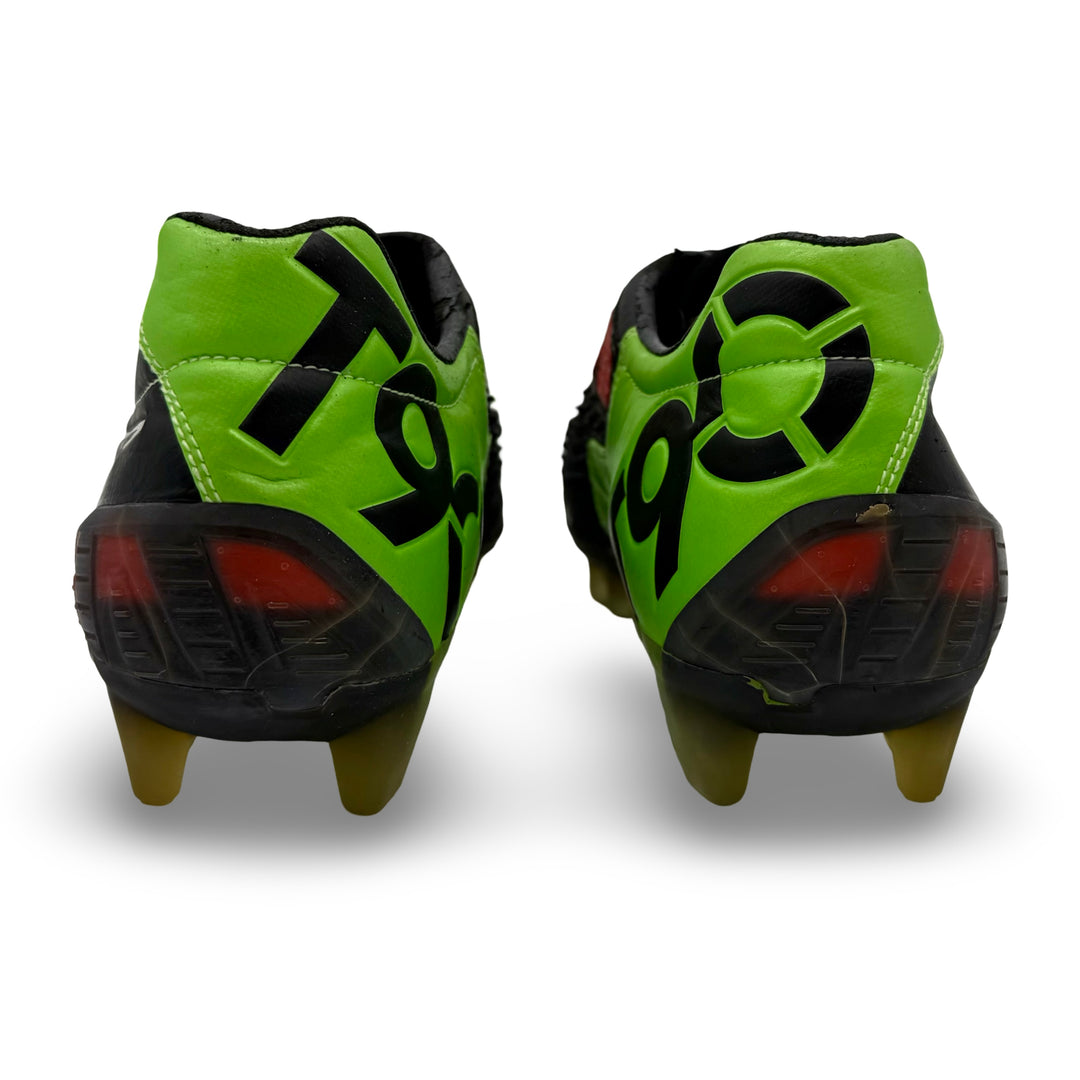 Rafael | Match-Issued Boots | 2009/10 | Manchester United