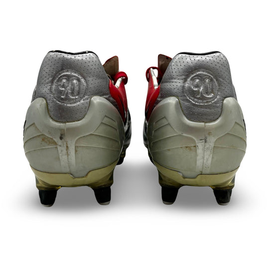 Wayne Rooney Match Worn, Photo-Matched Nike T90 Laser II - 2009/10