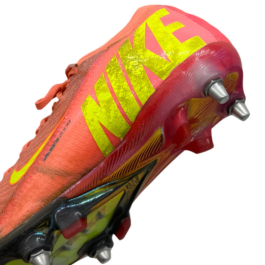 Jérémy Doku | Match-Worn Boots | Photo-Matched | 2024/25 | 2 Goals | 1 Assist | Manchester City