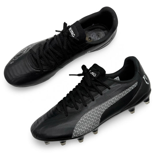 Neymar Jr. Match Worn, 4 Goals & 1 Assist, Photo-Matched, Dual Signed Puma KING Platinum 'NJR' Signature Edition - 2020/21