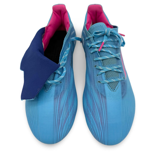 حذاء ليونيل ميسي Adidas X Speedflow.1 في مباراة 2021/22
