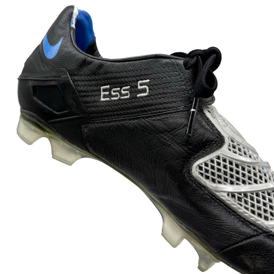 Nike T90 Laser 1 de Michael Essien, usada en partidos, fotocomparada y con 1 gol marcado - 2007/08