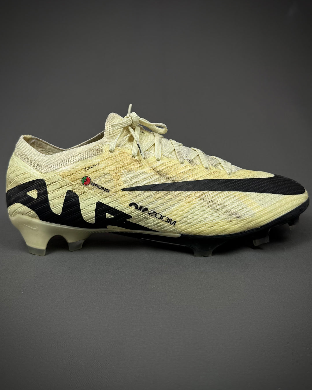 Bruno Fernandes | Match-Worn Boots | 2023/24 | 1 Assist | Manchester United
