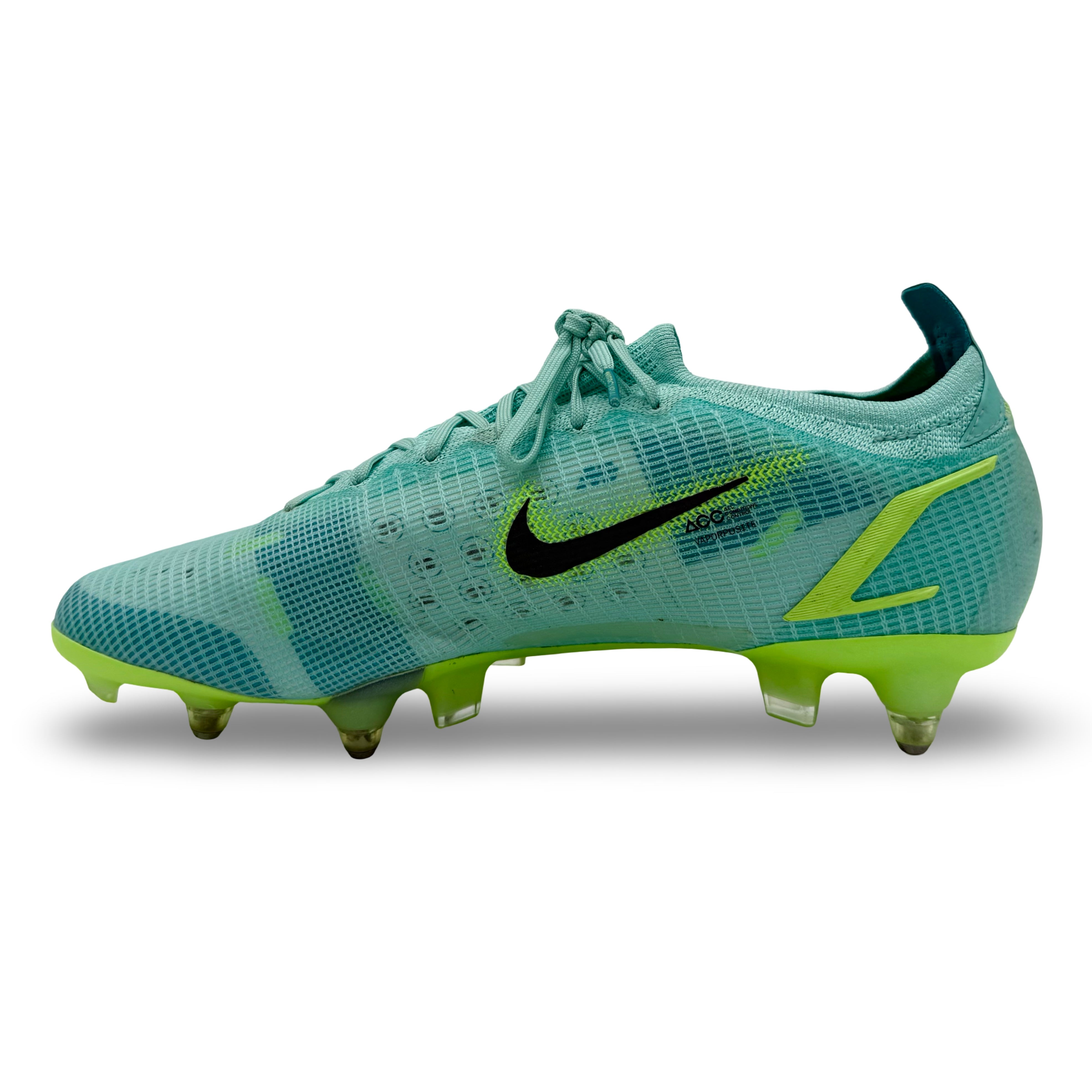 nike euro 2020 boots