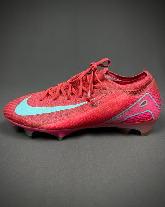 Bruno Fernandes | Match-Worn Boots | 2024/25 | 6 Goals inc. Hat-Trick | 2 Assists | Manchester United & Portugal