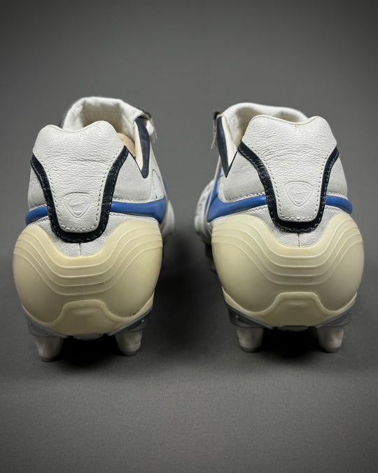 Cesc Fàbregas | Player-Worn Boots | 2007/08 | Arsenal