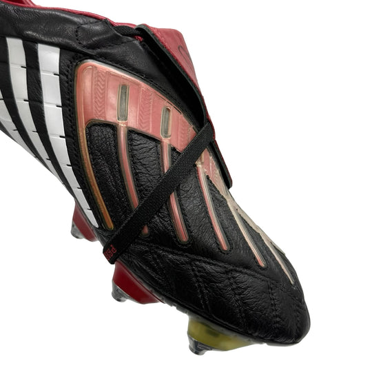 Steven Gerrard Match Issued, Adidas Predator Powerswerve com dupla assinatura - 2007/08