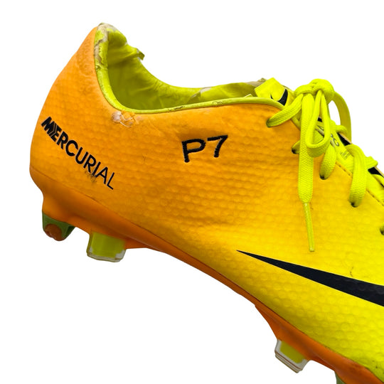 Alexandre Pato | Match Worn | 2013/14 | Nike Mercurial Vapor IX