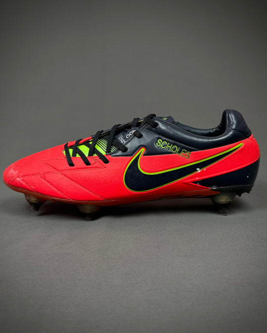 Paul Scholes | Match-Worn Boots | 2012/13 | Manchester United | Final Career Season