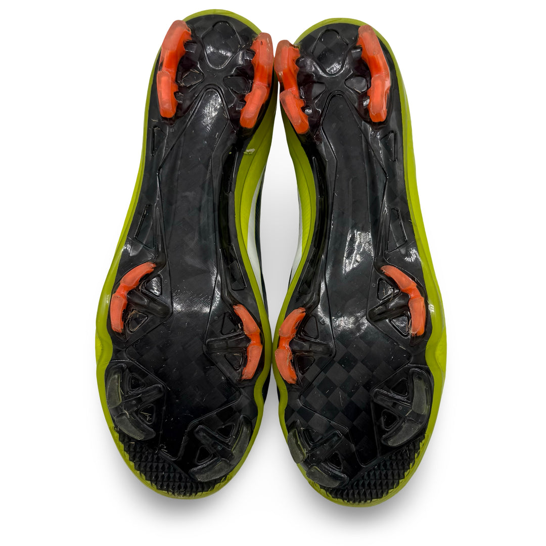 بيدرو ماتش يرتدي حذاء Nike Mercurial Vapor Superfly II لموسم 2010/11