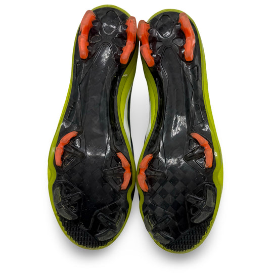 بيدرو ماتش يرتدي حذاء Nike Mercurial Vapor Superfly II لموسم 2010/11