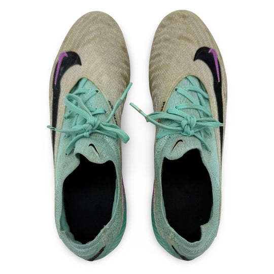 Rico Lewis, jugador de partido, 1 gol (1.º con el Manchester City) y 3 asistencias, debut con Inglaterra, Nike Phantom GX Elite con foto de partido - Temporada 2023/24 de 4 partidos consecutivos y final de la Copa Mundial de Clubes de la FIFA 2023